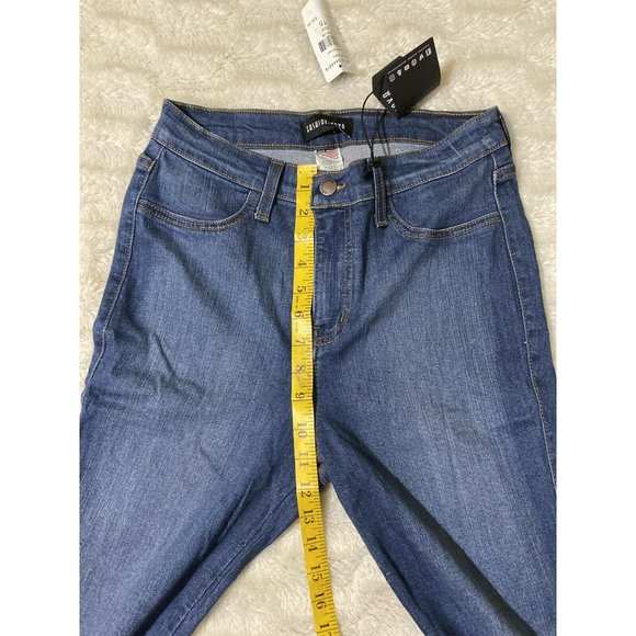 Fashion Nova Womens sz 13 W31 Stretch Skinny Jeans NWT - Picture 8 of 11